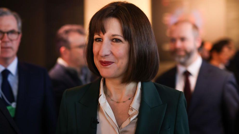 Rachel Reeves Pertimbangkan Pajak Baru untuk Pemilik Properti di Inggris