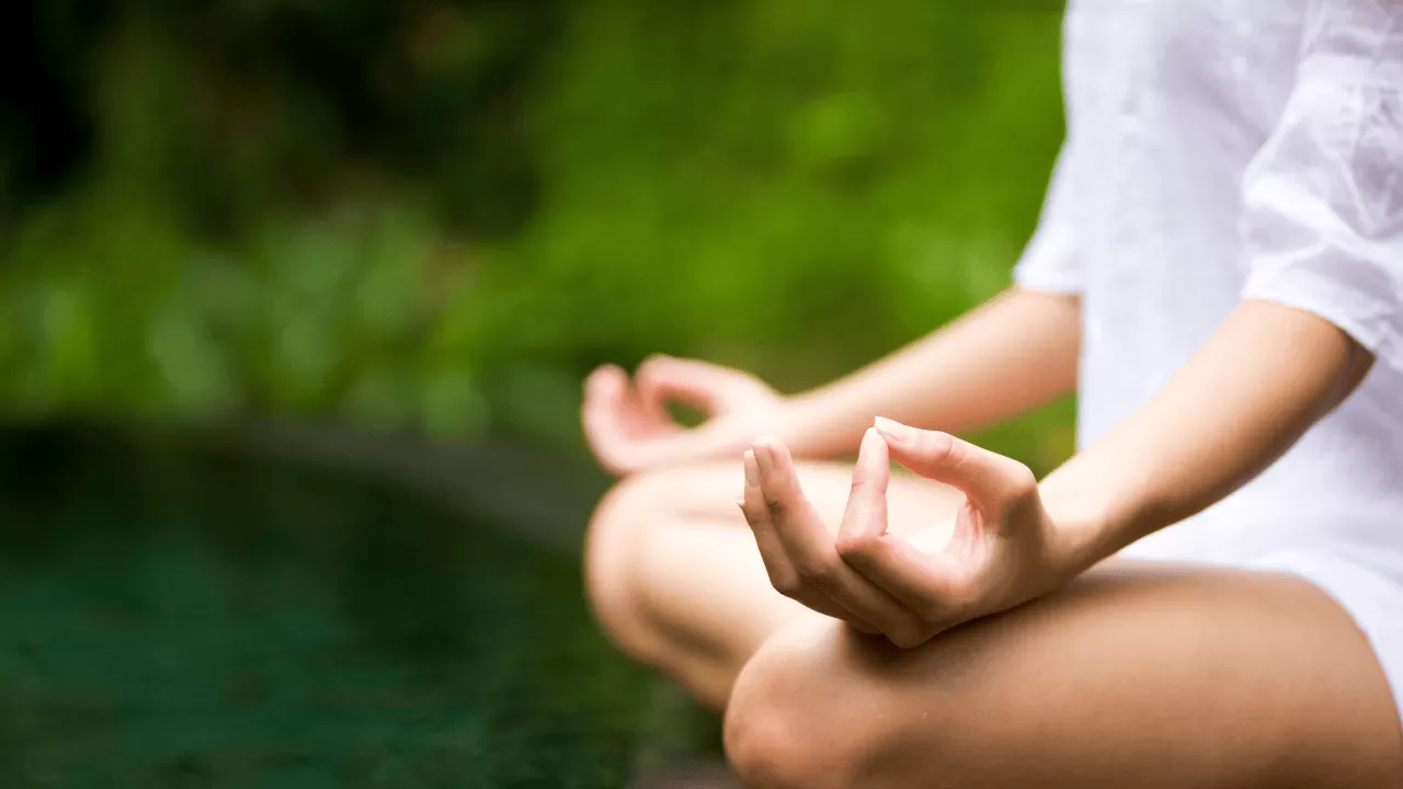 Tren Wellness Indonesia 2025: Gaya Hidup Sehat Holistik dari Yoga hingga Retreat Alam