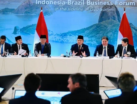 Politik Luar Negeri Indonesia 2025: Diplomasi Global, ASEAN, dan Tantangan Geopolitik